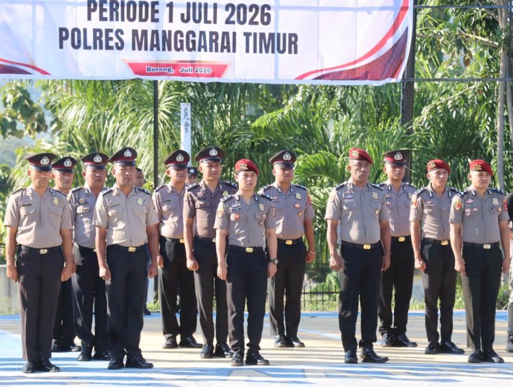 Kapolres Manggarai Timur Pimpin Upacara Korps Raport Kenaikan Pangkat 17 Personel Periode 1 Juli Tahun 2026
